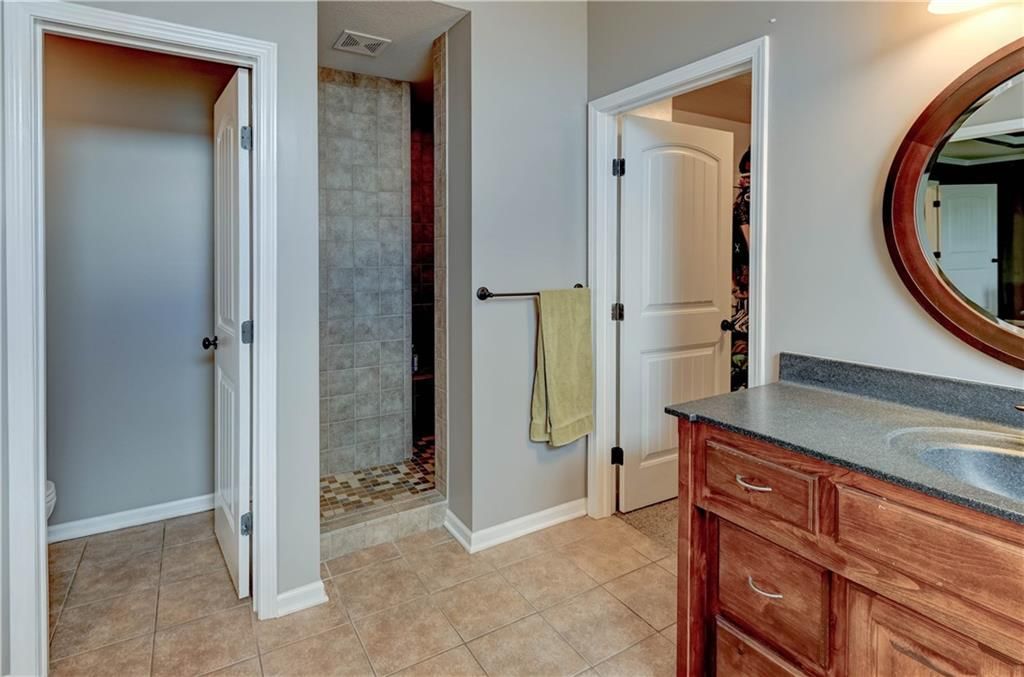 500 NE Woodpark Lane — photo 30