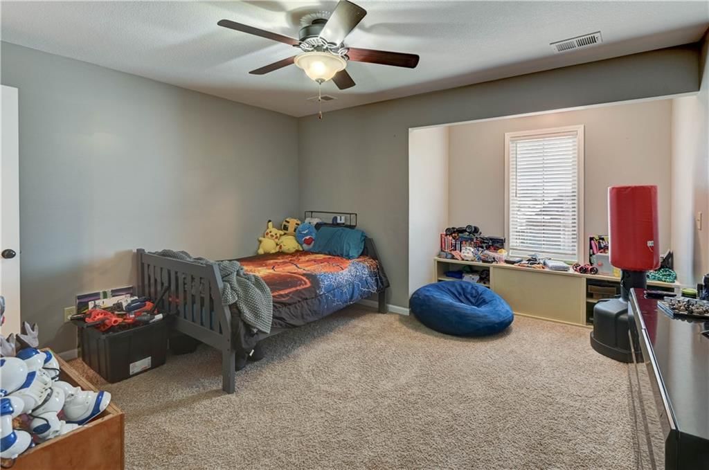 500 NE Woodpark Lane — photo 47