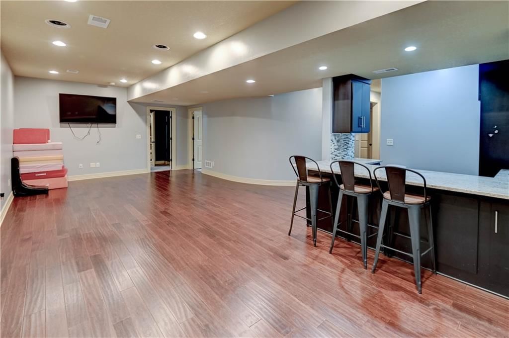 500 NE Woodpark Lane — photo 49
