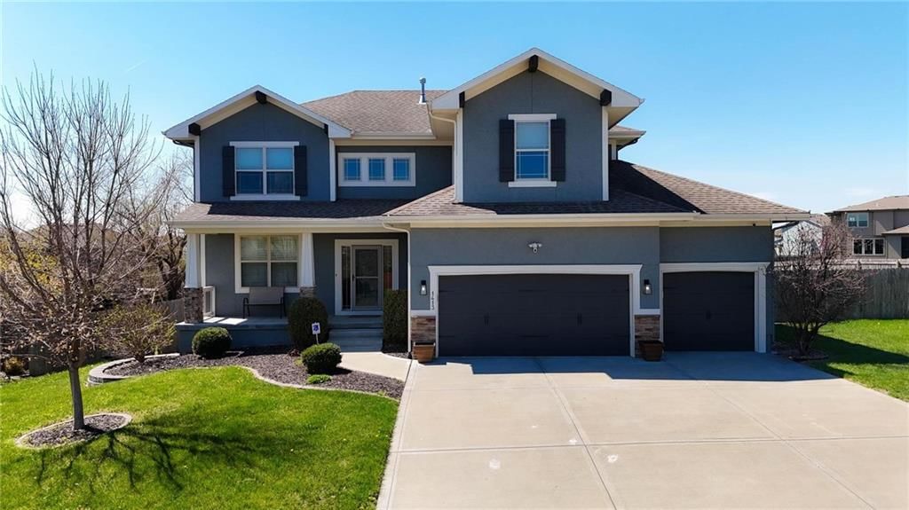 1413 SW Whistle Drive, Lee's Summit, MO