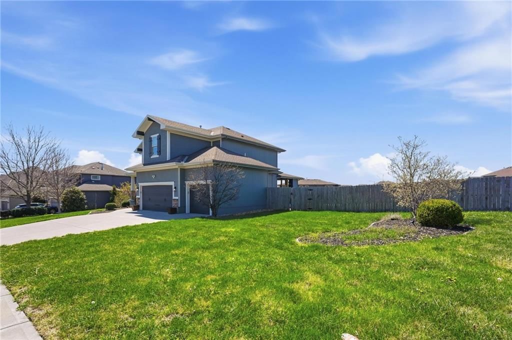 1413 SW Whistle Drive — photo 4