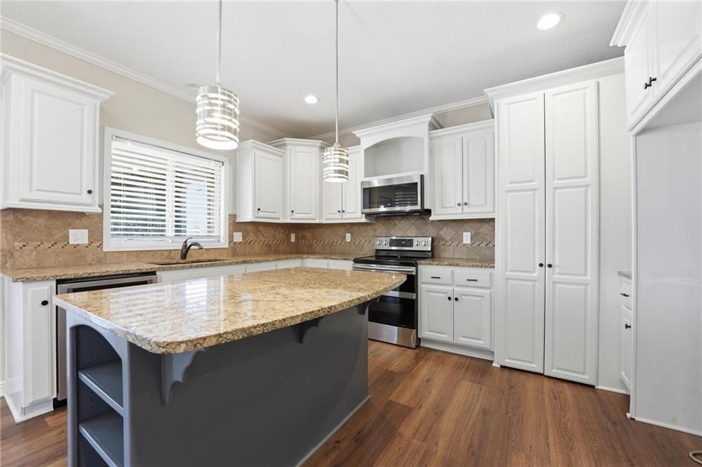 1413 SW Whistle Drive — photo 13