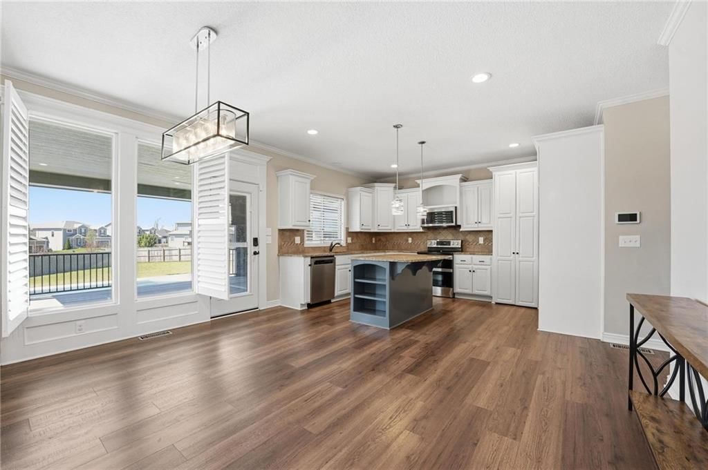 1413 SW Whistle Drive — photo 15