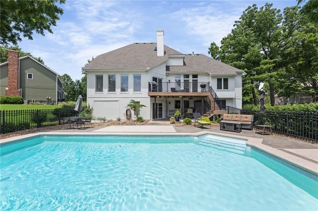 4232 SE Furlong Drive — photo 3