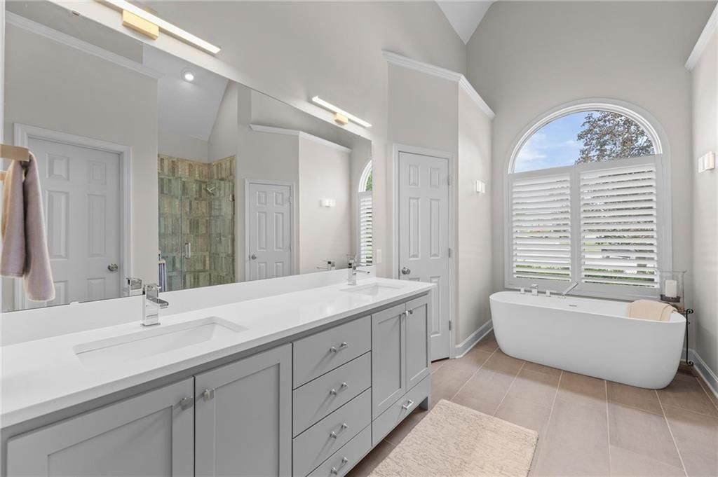 4232 SE Furlong Drive — photo 18