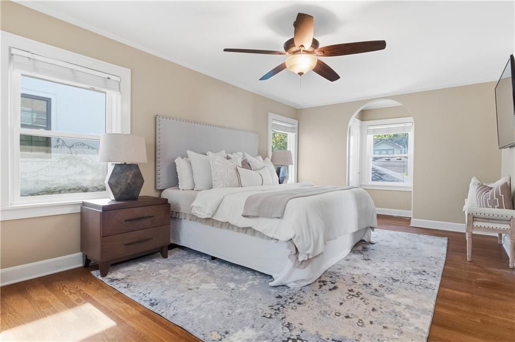 825 W Gregory Boulevard — photo 24