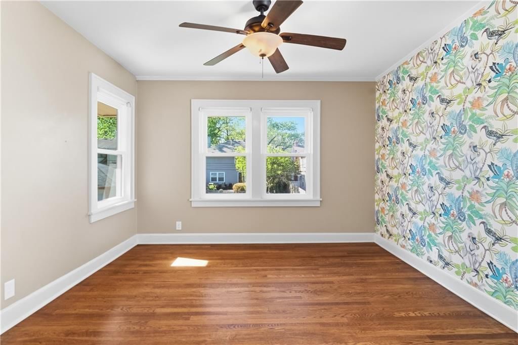 825 W Gregory Boulevard — photo 32