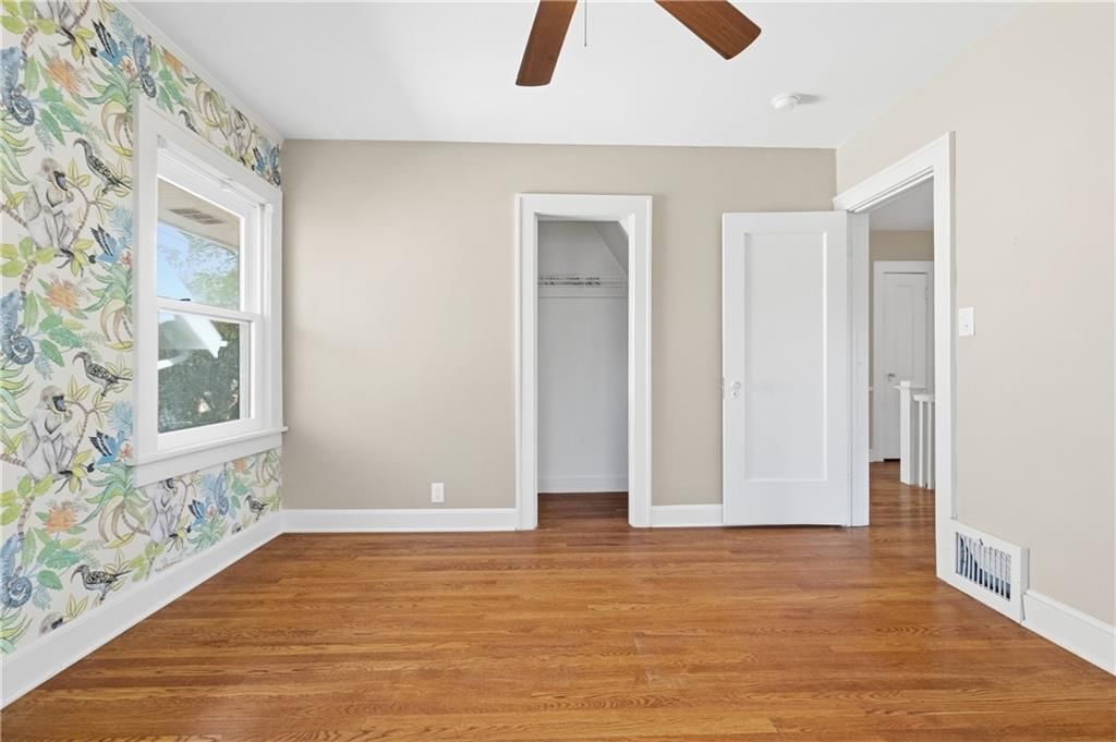 825 W Gregory Boulevard — photo 33