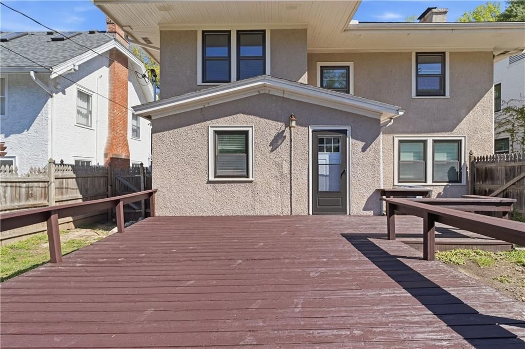 825 W Gregory Boulevard — photo 39
