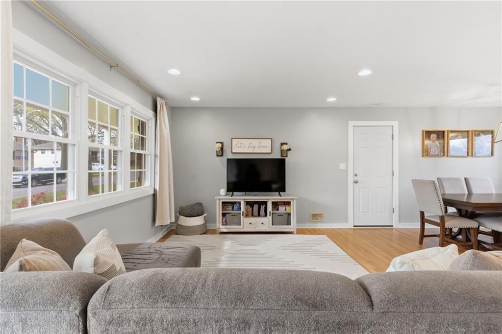 9404 Knox Drive — photo 5