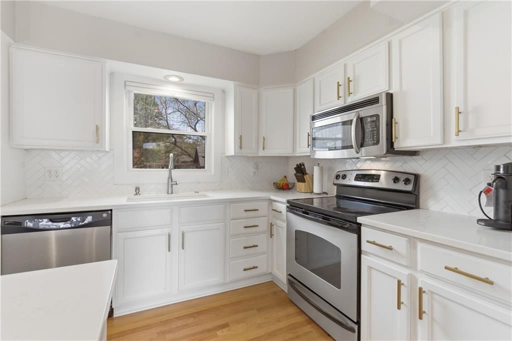 9404 Knox Drive — photo 15