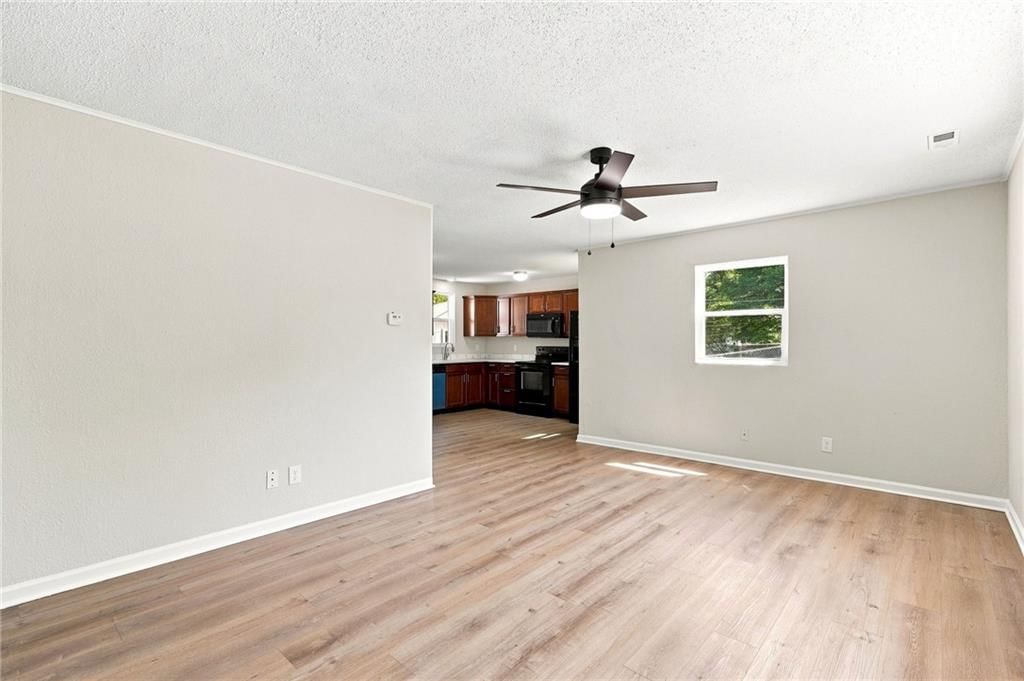 2141 Normandy Lane — photo 5
