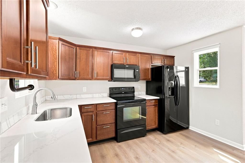 2141 Normandy Lane — photo 11
