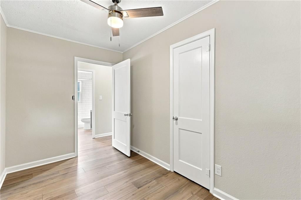 2141 Normandy Lane — photo 17
