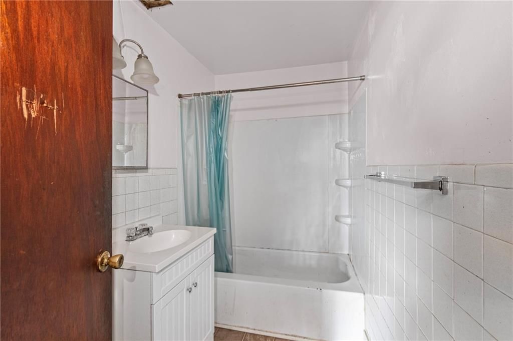 111 N Virginia Street — photo 18