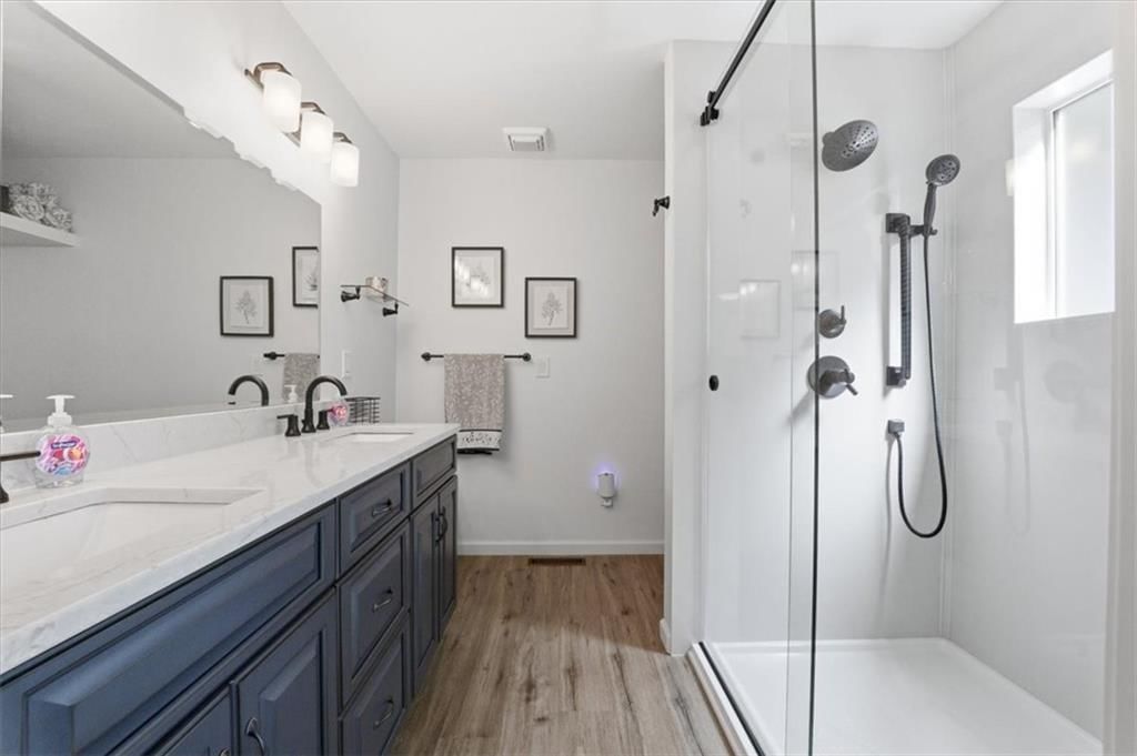 303 SW Albatross Court — photo 13