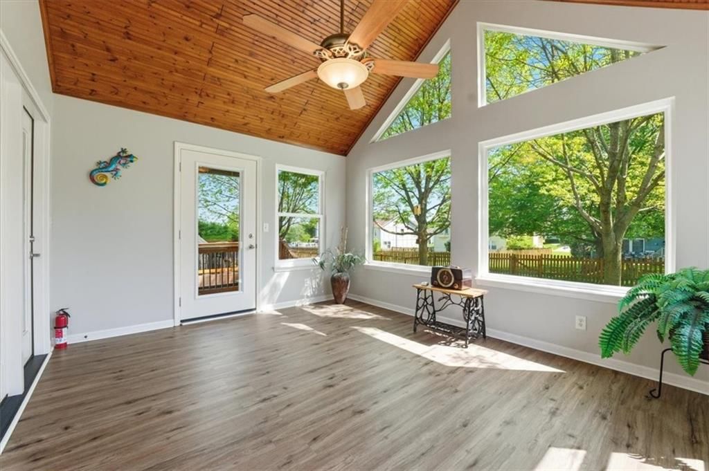 303 SW Albatross Court — photo 14