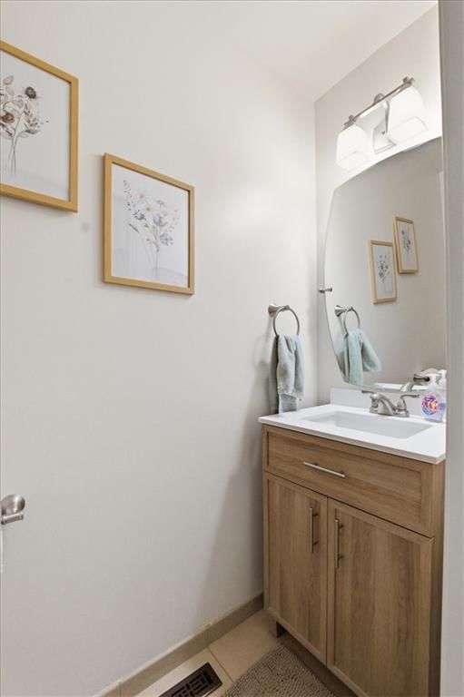 303 SW Albatross Court — photo 16