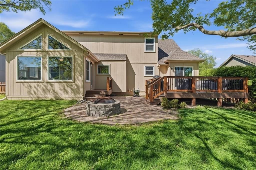 303 SW Albatross Court — photo 27