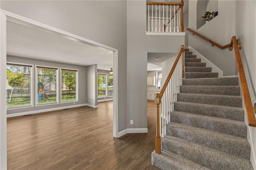 16319 S Burch Street — photo 4