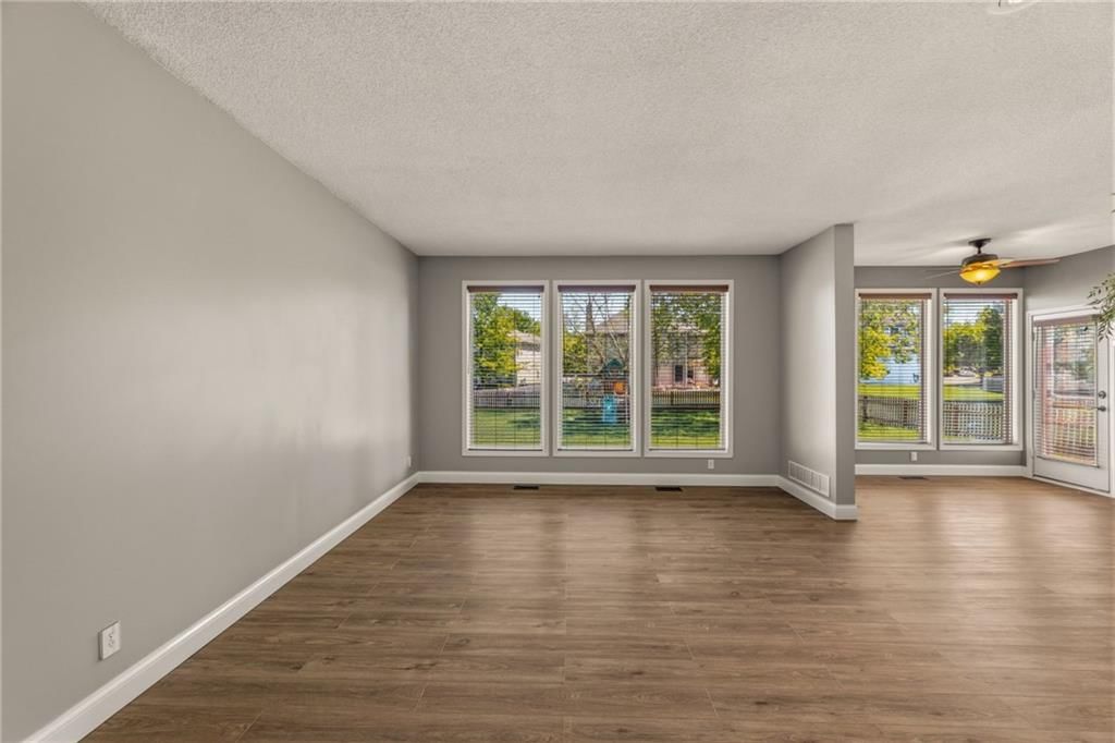 16319 S Burch Street — photo 5
