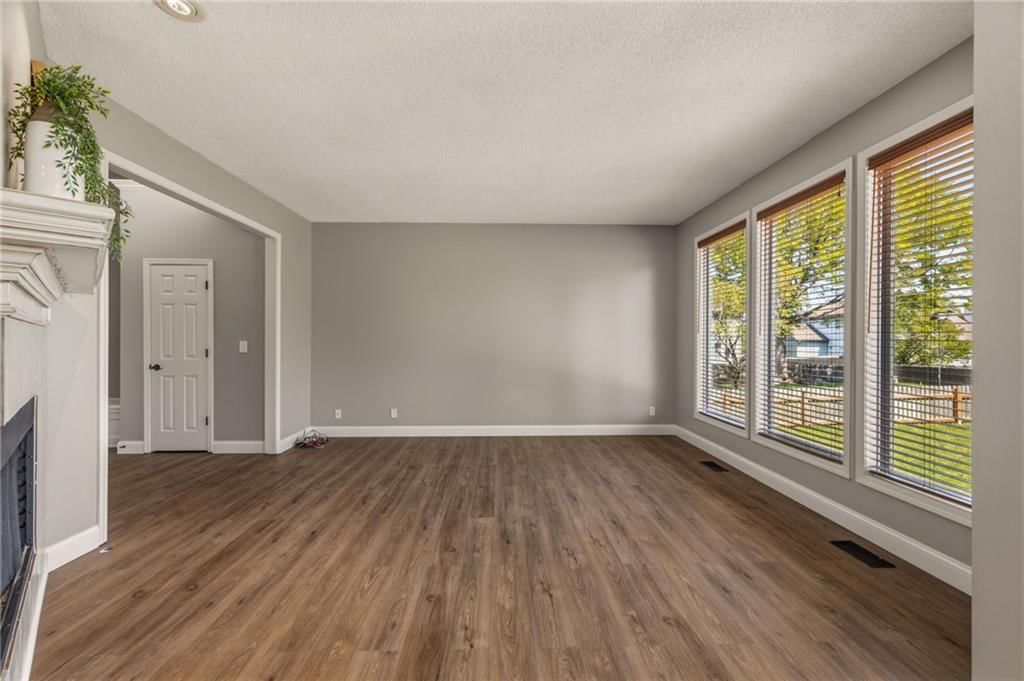 16319 S Burch Street — photo 8