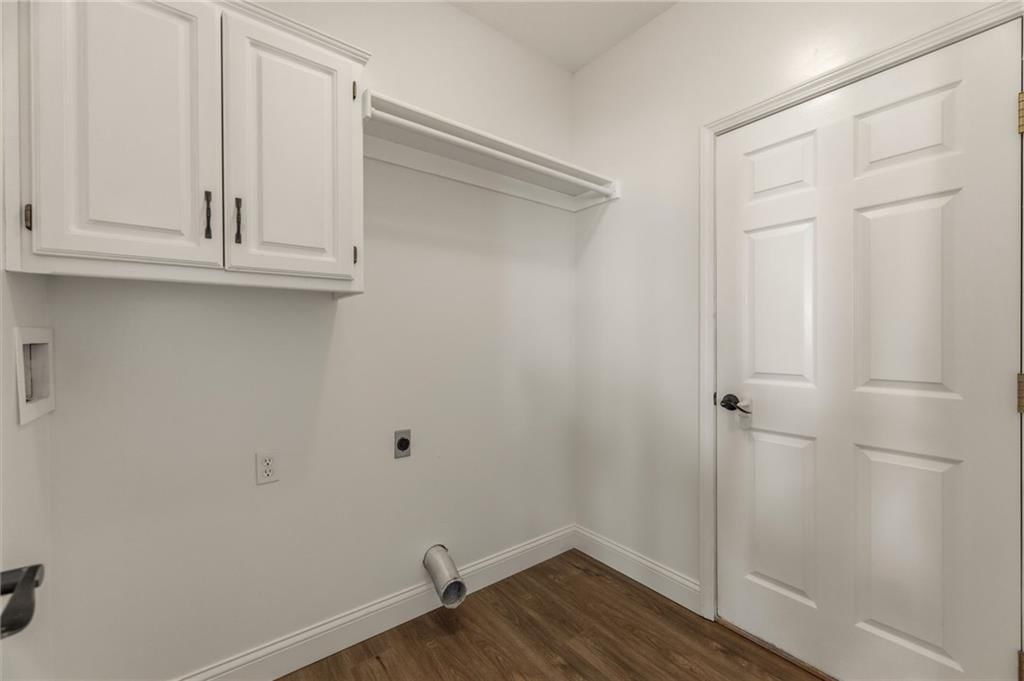 16319 S Burch Street — photo 13