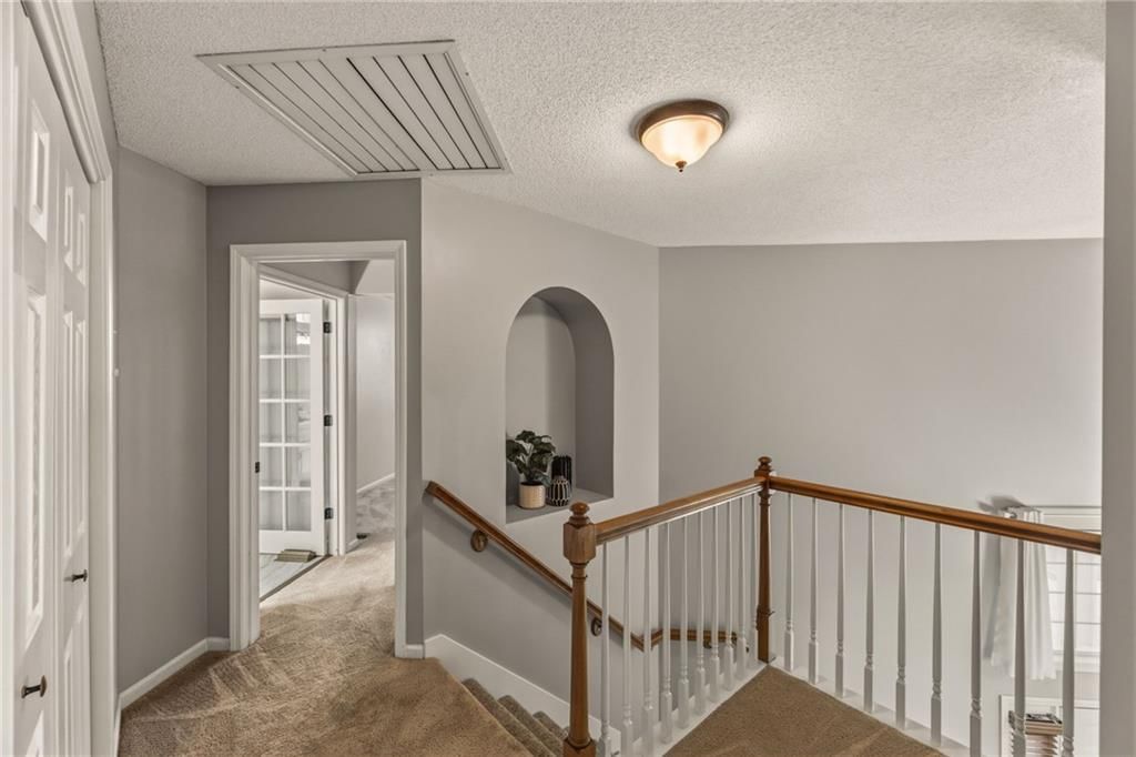 16319 S Burch Street — photo 14