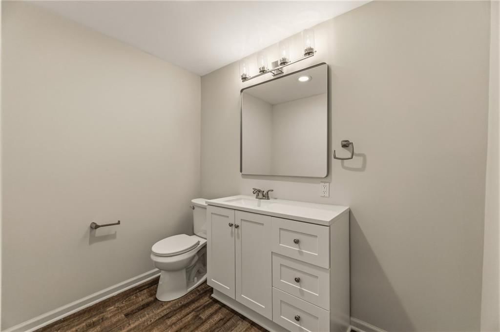 16319 S Burch Street — photo 29