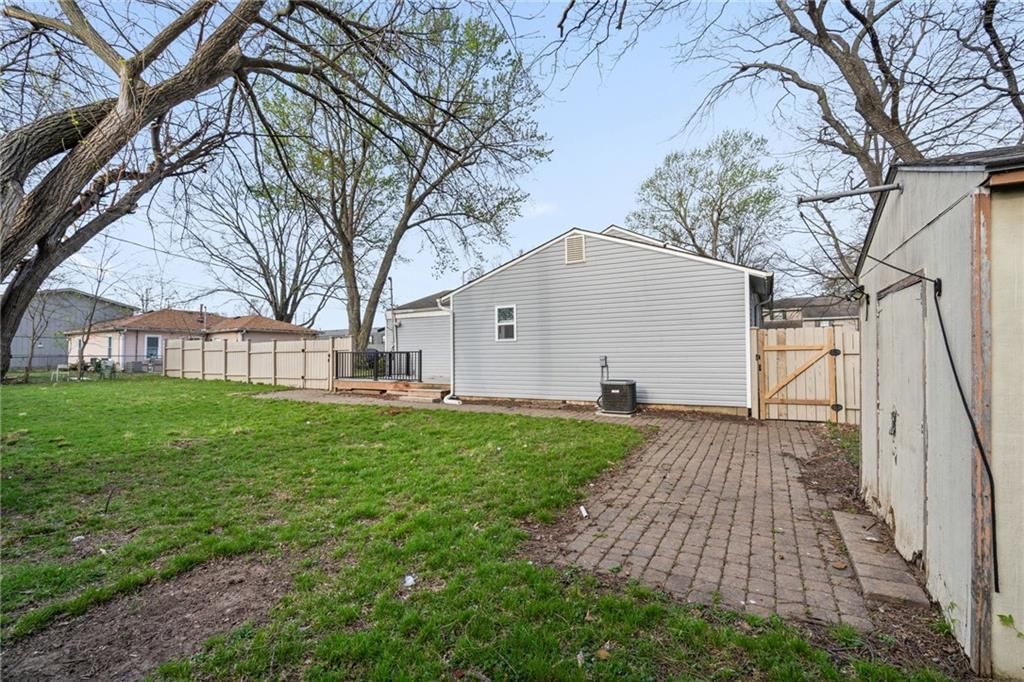 8617 Grant Street — photo 22