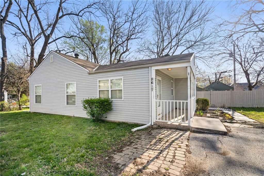 8617 Grant Street — photo 28