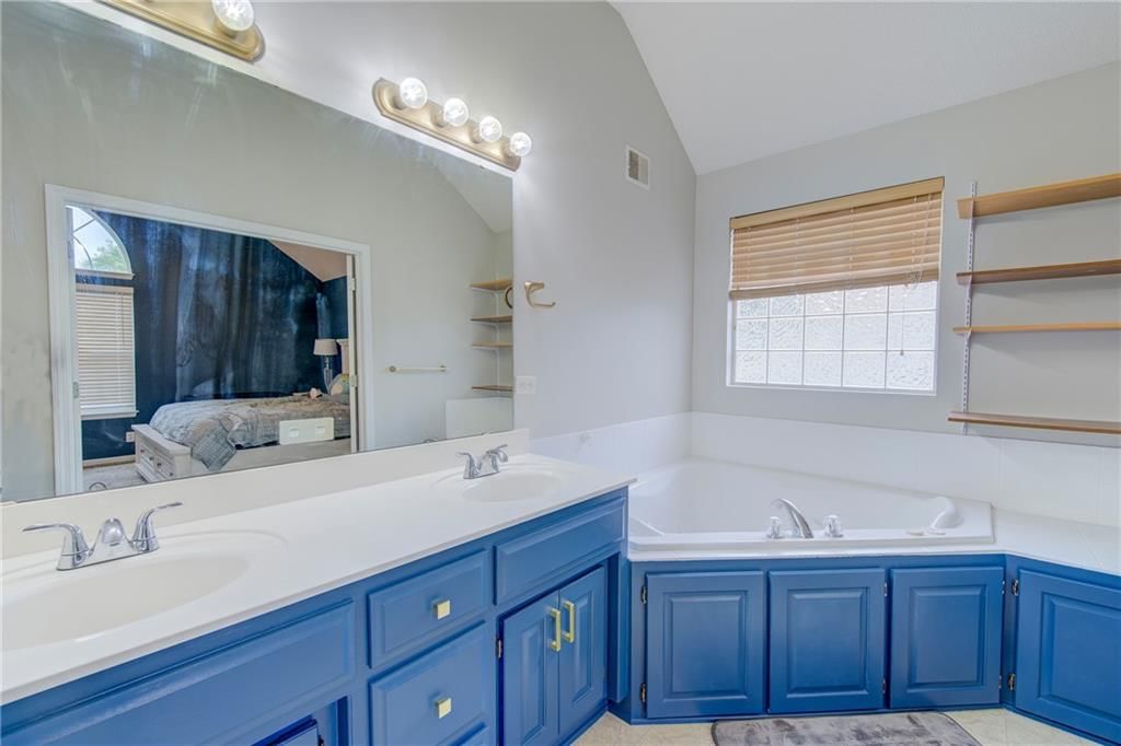 428 Madison Creek Drive — photo 17