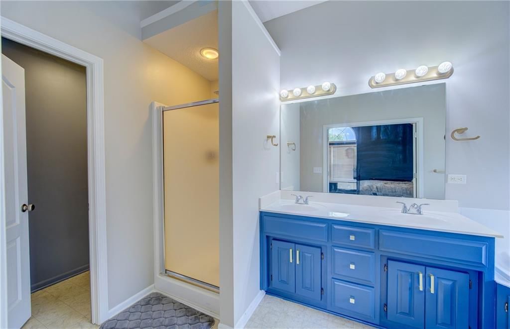 428 Madison Creek Drive — photo 18
