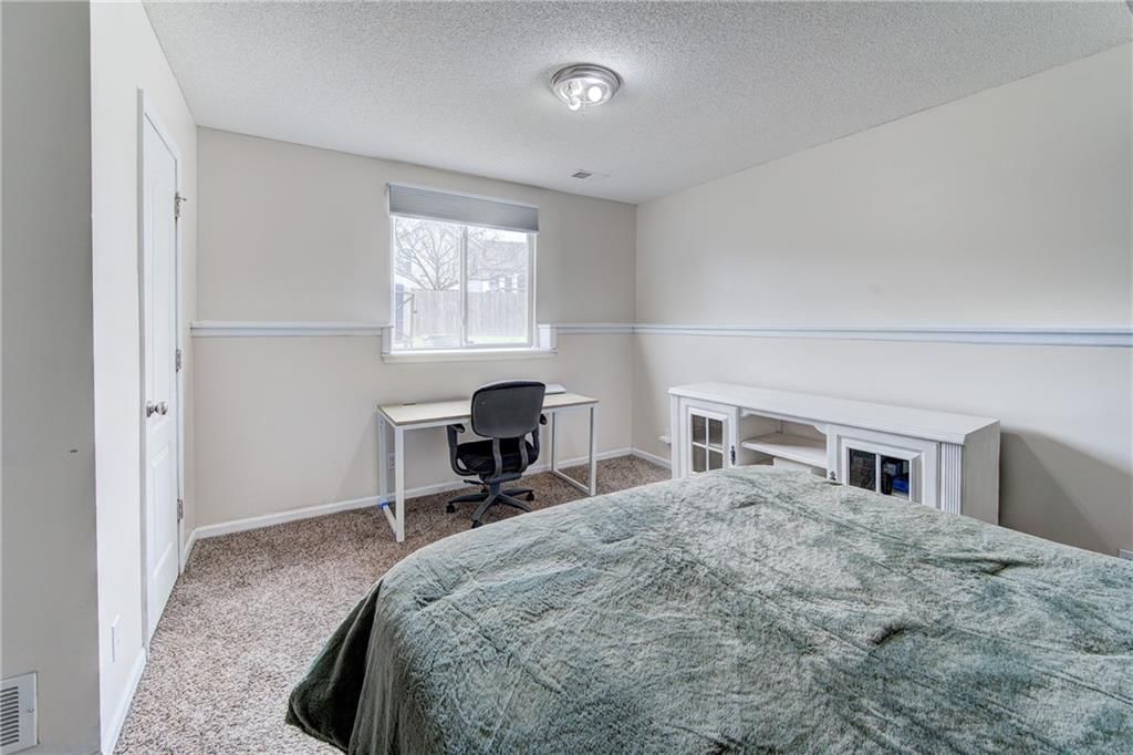 428 Madison Creek Drive — photo 31