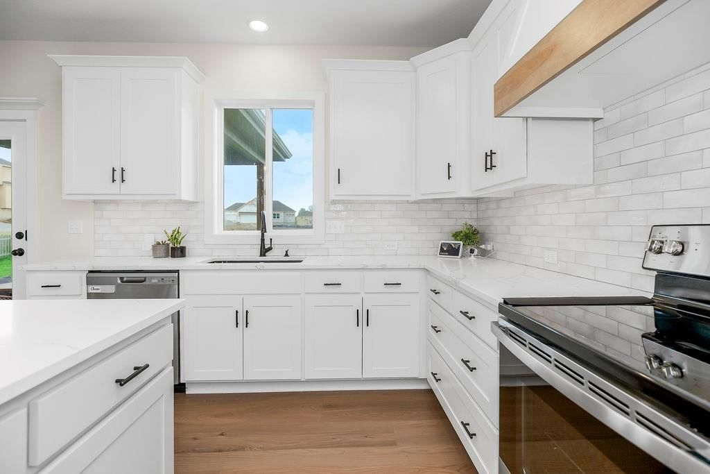 10505 N Flora Avenue — photo 10