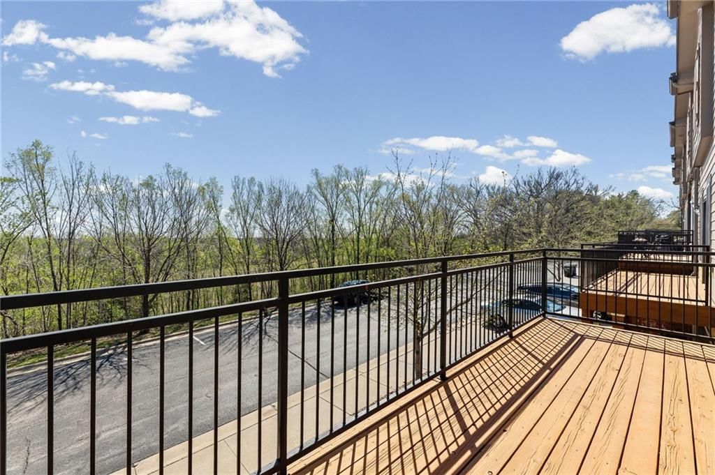 5245 Overland Drive — photo 5