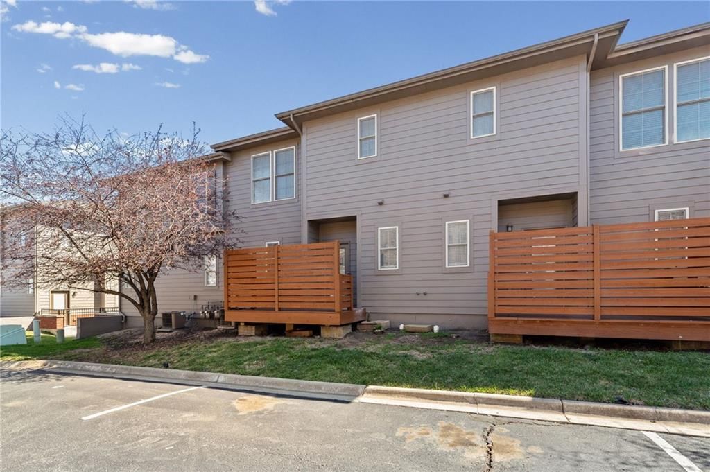 5245 Overland Drive — photo 28