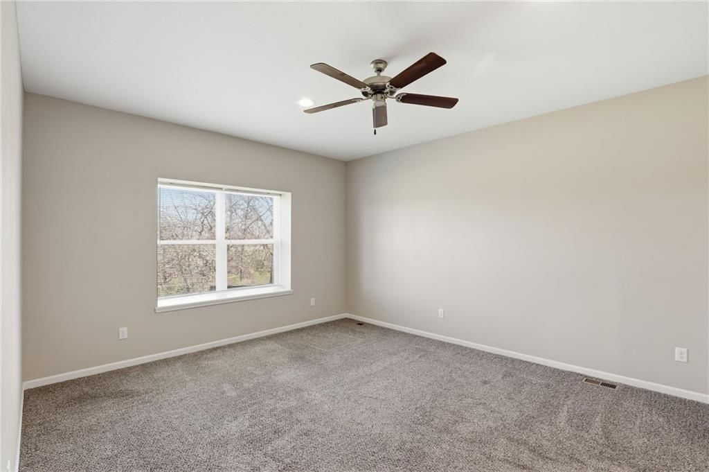21805 Southcreek Road — photo 8
