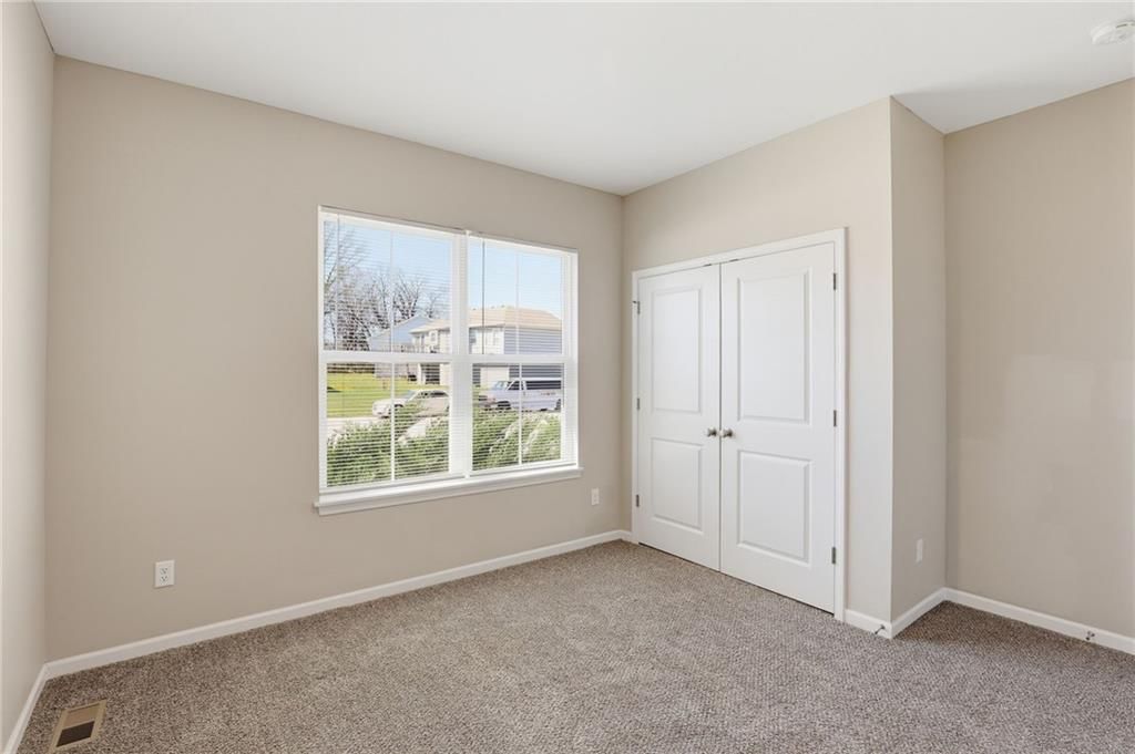 21805 Southcreek Road — photo 12