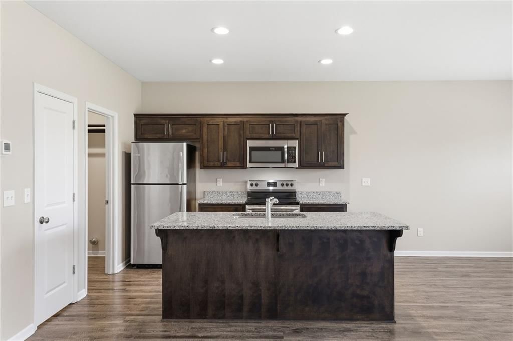 21805 Southcreek Road — photo 17