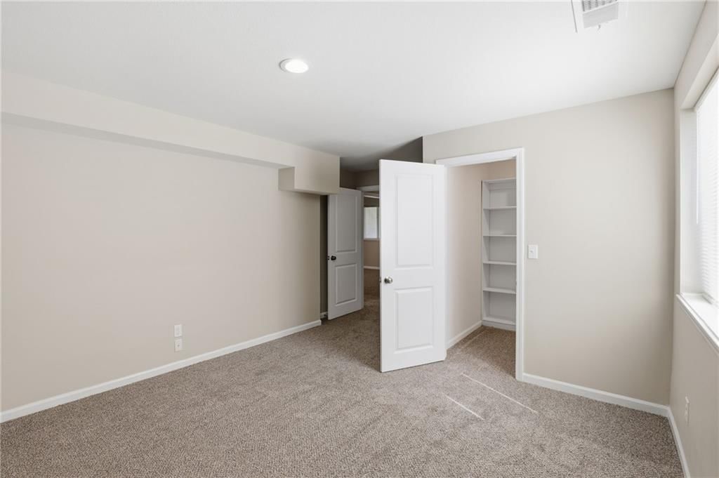 21805 Southcreek Road — photo 33