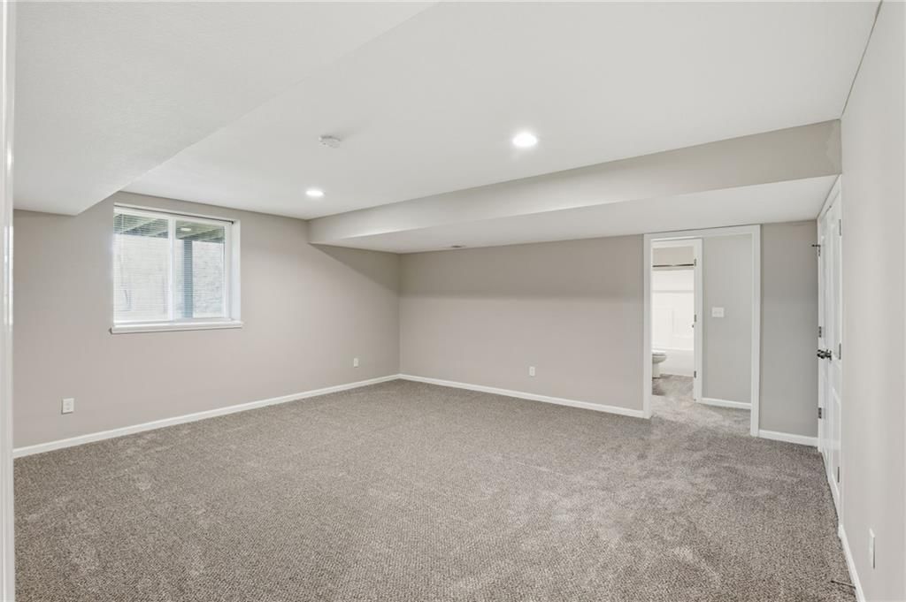 21805 Southcreek Road — photo 35