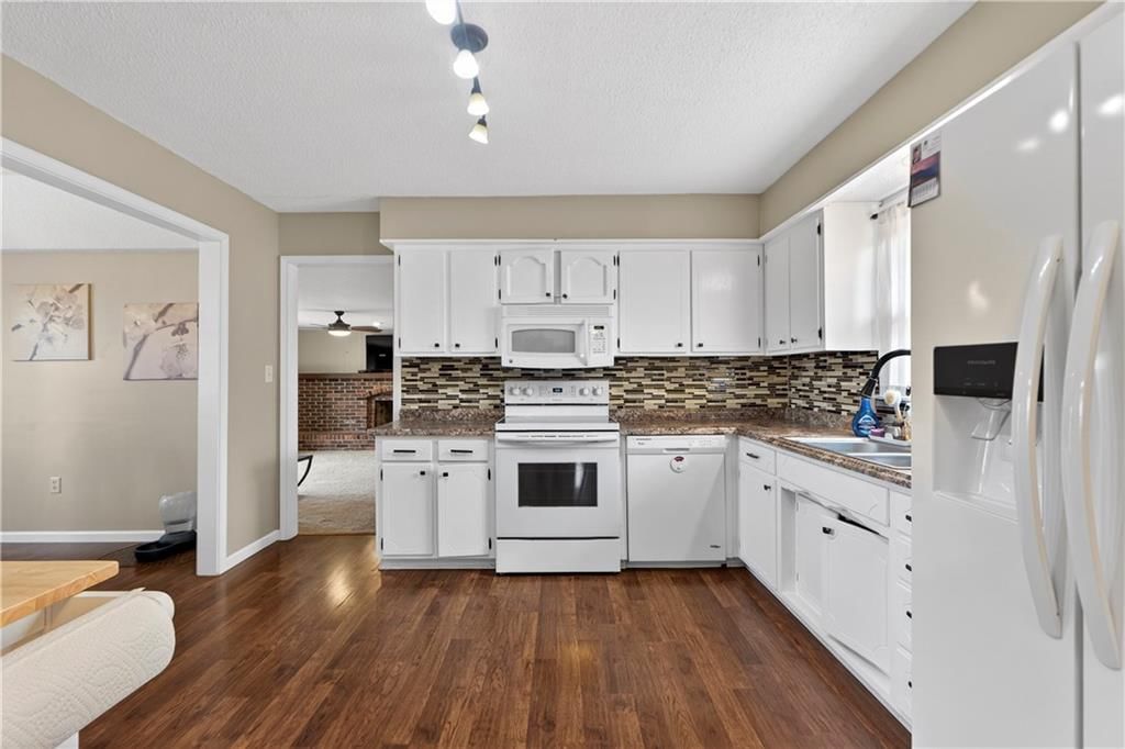 7232 Bond Street — photo 18