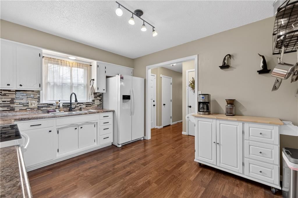 7232 Bond Street — photo 20