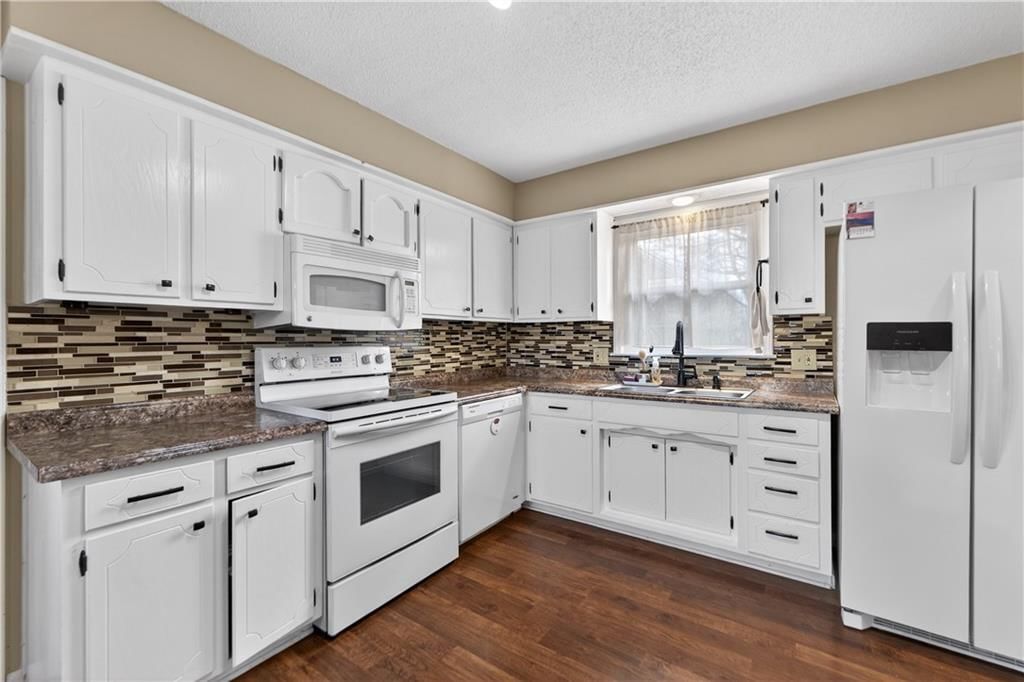 7232 Bond Street — photo 21