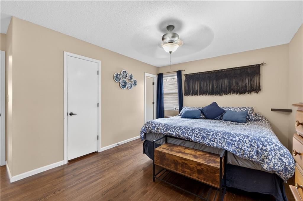 7232 Bond Street — photo 32