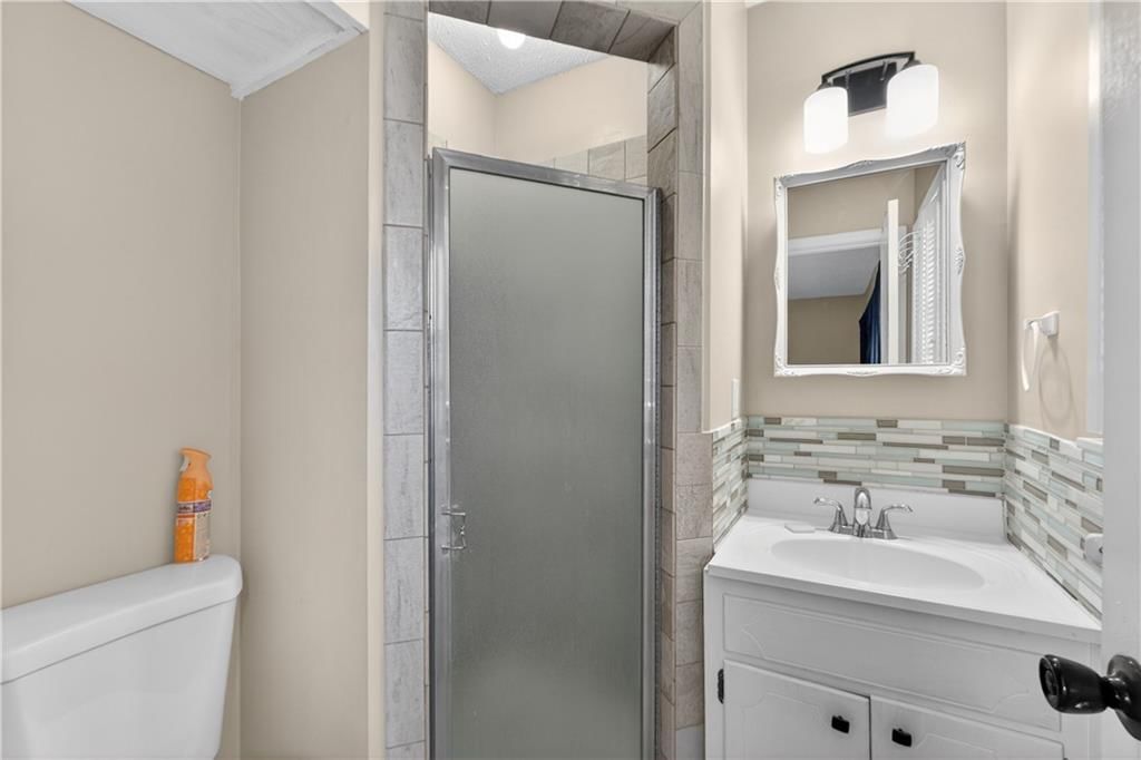 7232 Bond Street — photo 35