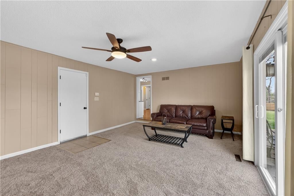 7232 Bond Street — photo 39