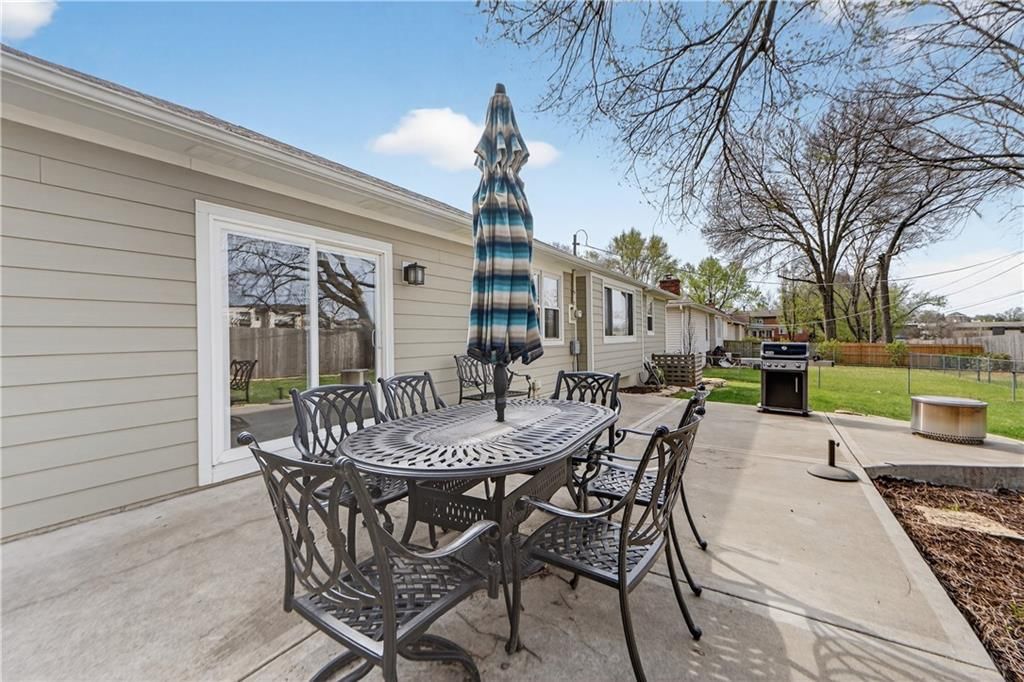 7232 Bond Street — photo 44