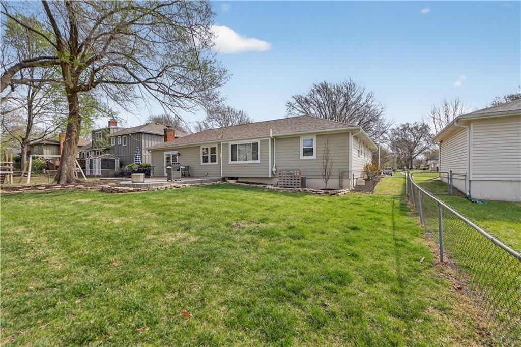 7232 Bond Street — photo 48